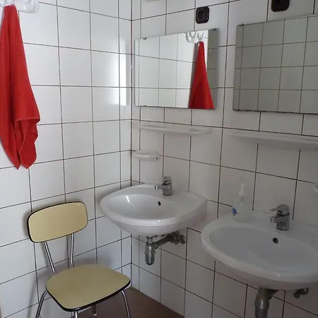 Bankuti Siklub Turistahaza *
