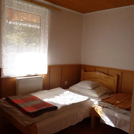 Bankuti Siklub Turistahaza *