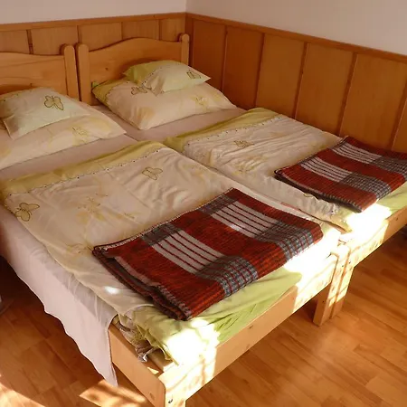 Bankuti Siklub Turistahaza Hotel Bankut