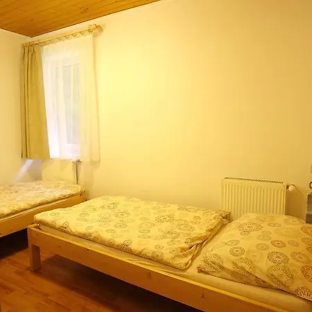 Bankuti Siklub Turistahaza *