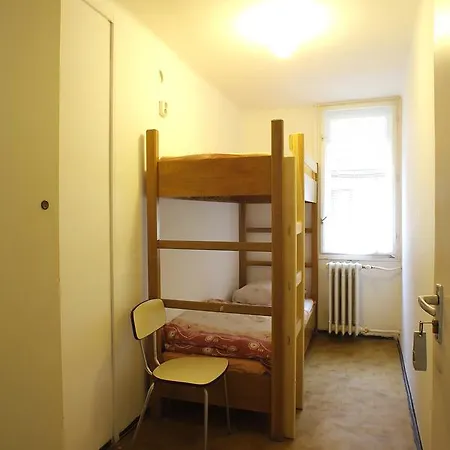 Bankuti Siklub Turistahaza Hotel *
